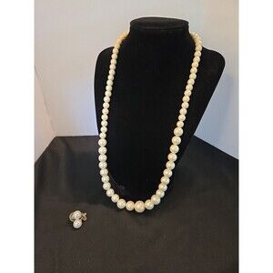 24" Graduated Faux Ivory Pearl Necklace & Matching Earrings Mother Of The Bride